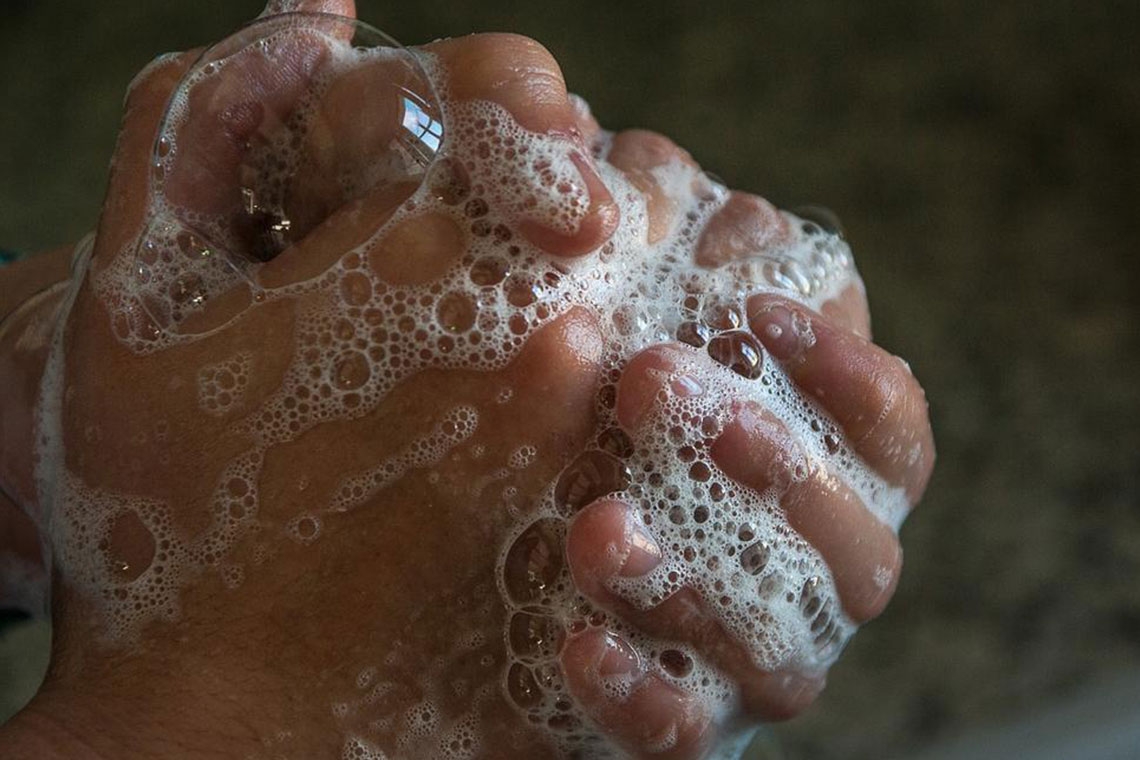 Les mains qui dessèchent ? Une bonne vieille recette de grand-mère.